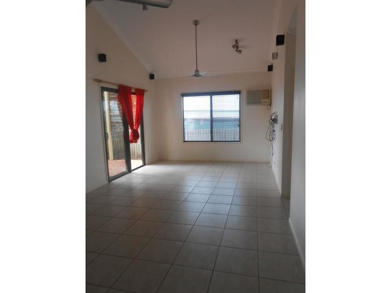 79 Perkins Street, South Townsville QLD 4810