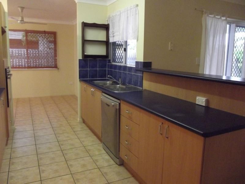 5 Riesling Court, Condon QLD 4815