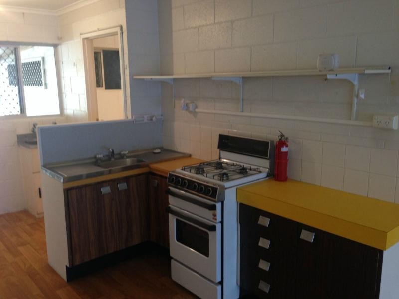 2/168 DALRYMPLE Road, Currajong QLD 4812