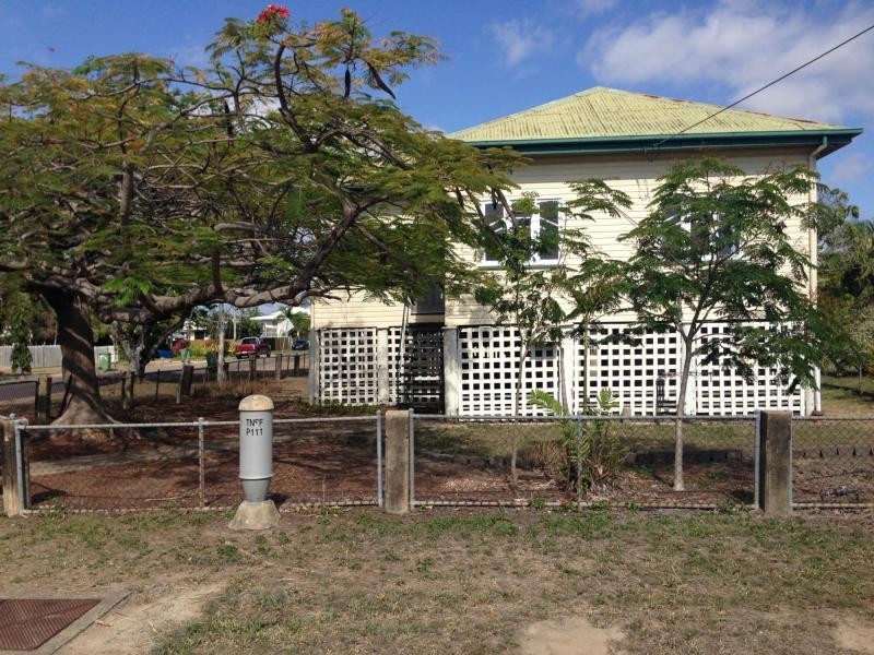 14 Haig Street, Pimlico QLD 4812