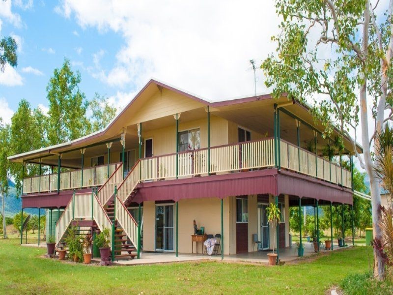 296 Booth Road, Stuart QLD 4811