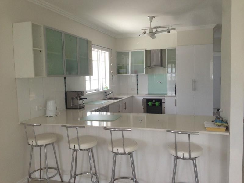 28 Edwards Street, West End QLD 4810