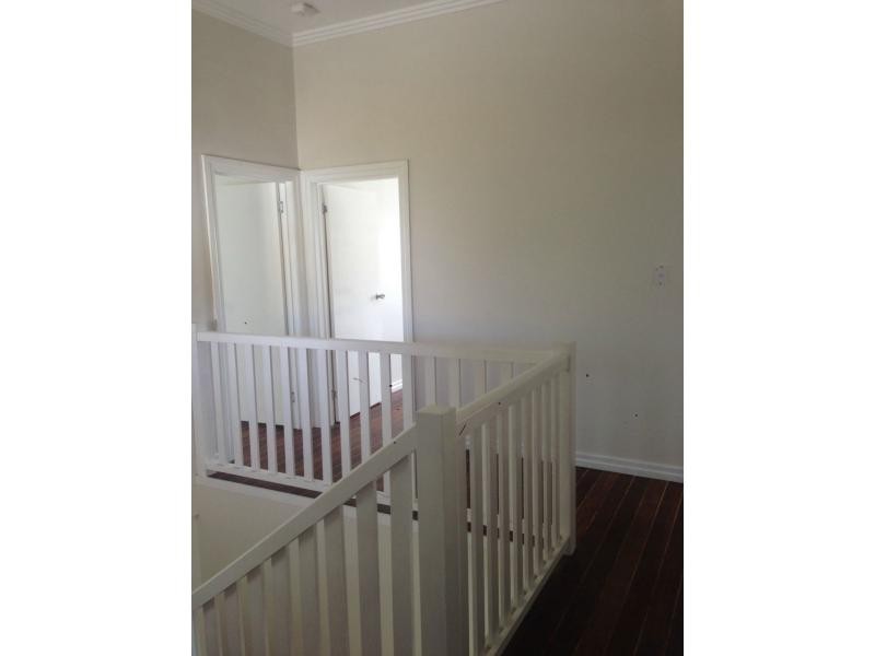 28 Edwards Street, West End QLD 4810