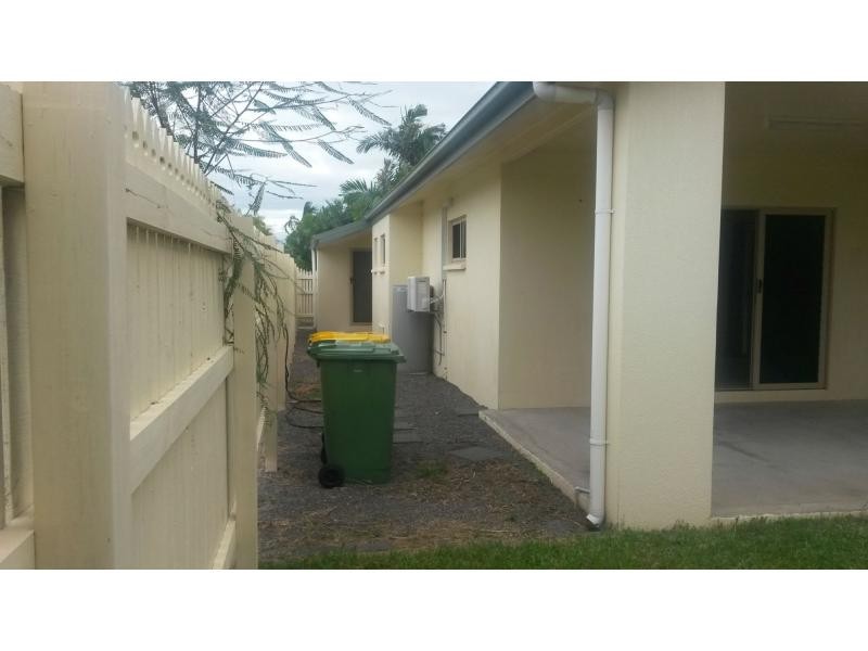 10 Findlater Street, Oonoonba QLD 4811