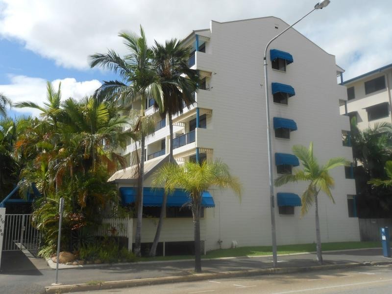 3/270 Walker Street, Townsville City QLD 4810