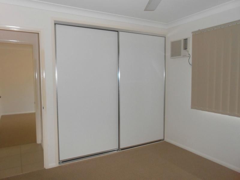 33 Kroymans Drive, Mount Louisa QLD 4814