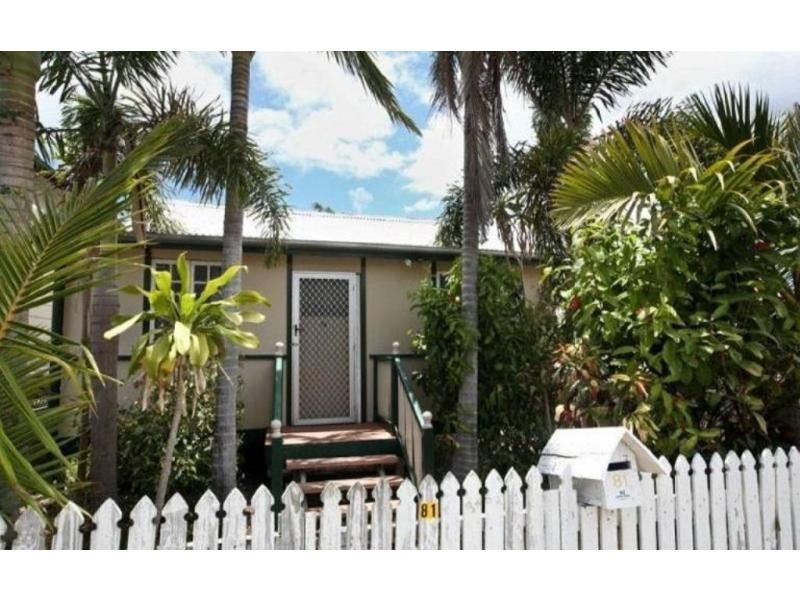81 Perkins Street, South Townsville QLD 4810