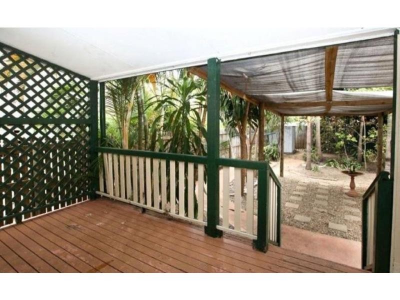 81 Perkins Street, South Townsville QLD 4810