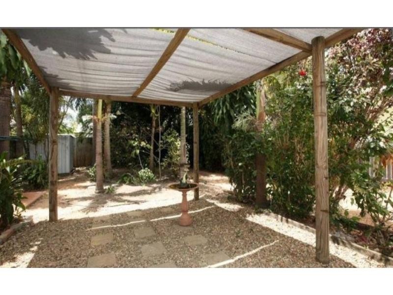 81 Perkins Street, South Townsville QLD 4810