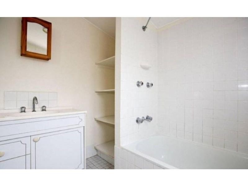 81 Perkins Street, South Townsville QLD 4810