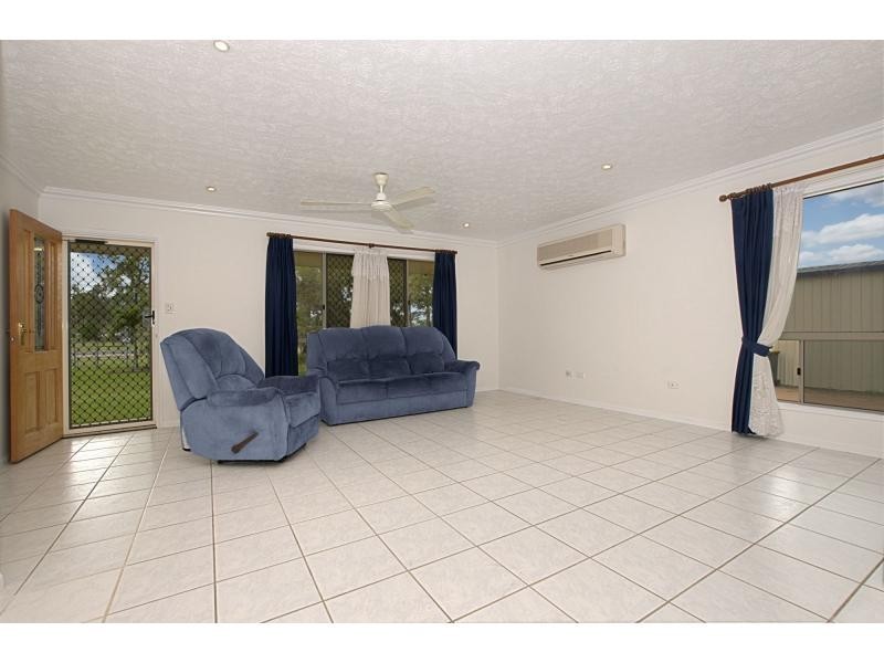 302 Kelso Drive, Kelso QLD 4815