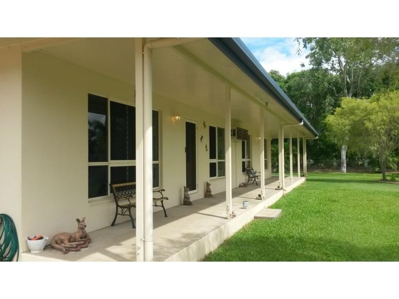 302 Kelso Drive, Kelso QLD 4815