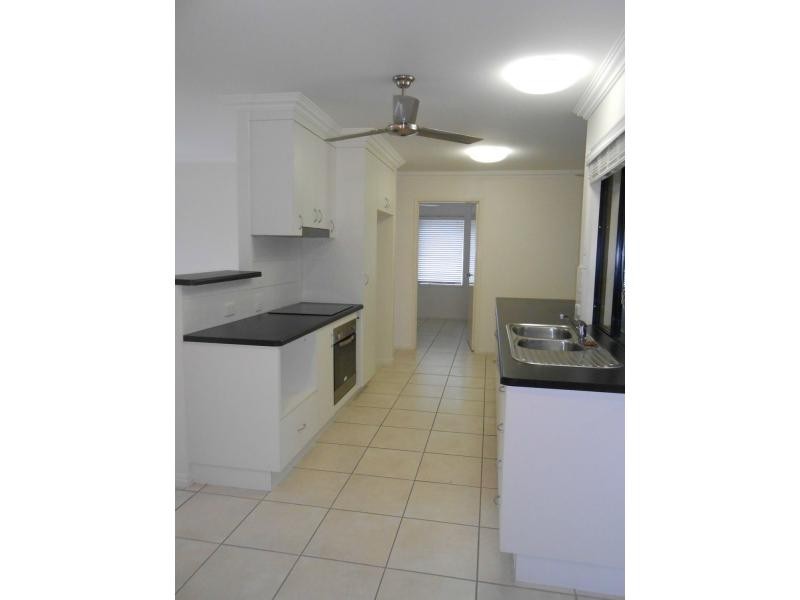 5/25 Surrey Street, Hyde Park QLD 4812