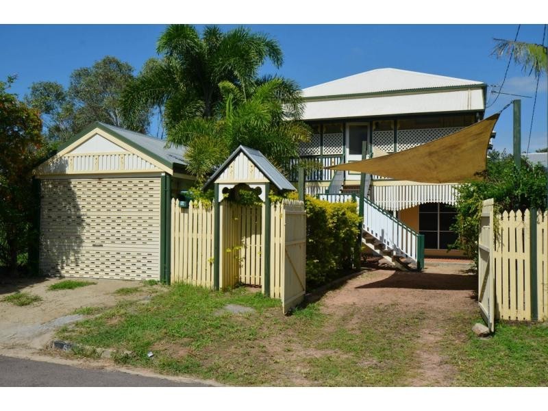 1/9 Musgrave Street, West End QLD 4810