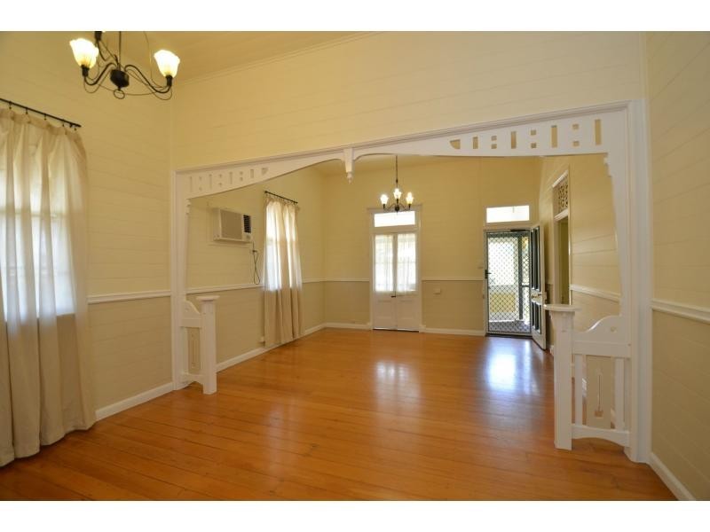 1/9 Musgrave Street, West End QLD 4810