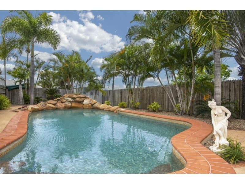 8 Sandstone Drive, Kirwan, Kirwan QLD 4817