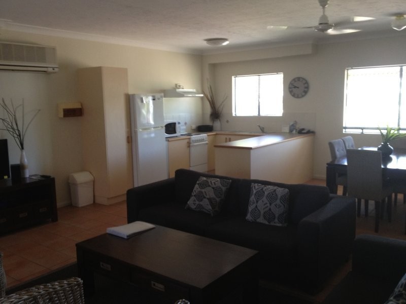 Unit 2/51 Palmer Street, South Townsville QLD 4810