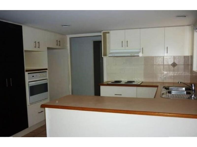 1/72 Mitchell Street, North Ward QLD 4810