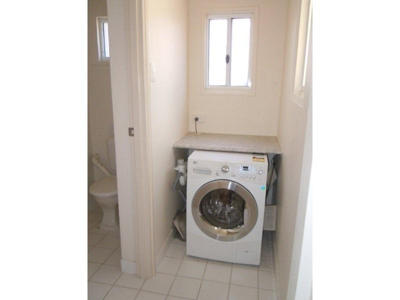 1 Armstrong Street, Hermit Park QLD 4812