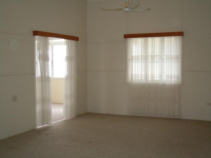 59 Philp Street, Hermit Park QLD 4812