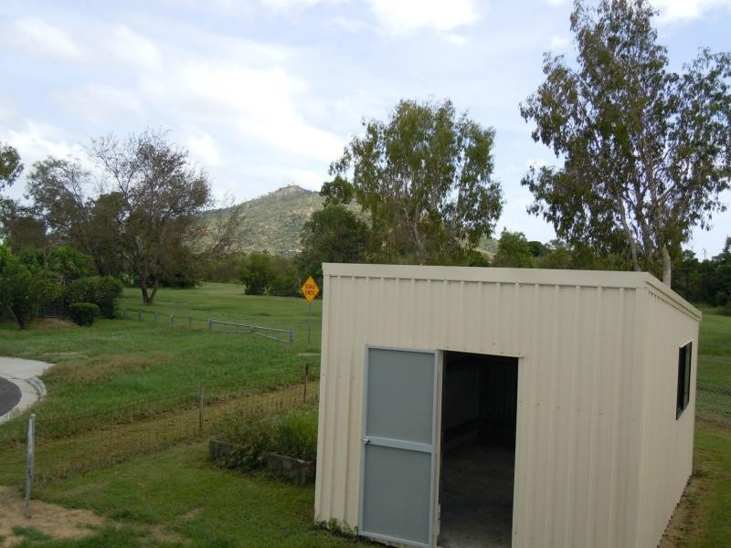 59 Philp Street, Hermit Park QLD 4812