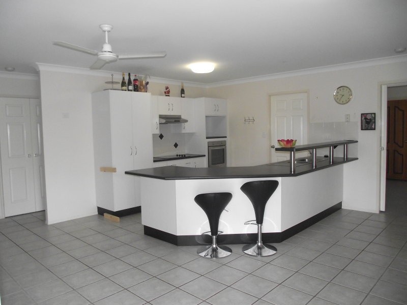 12 Bamboo Crescent, Mount Louisa QLD 4814