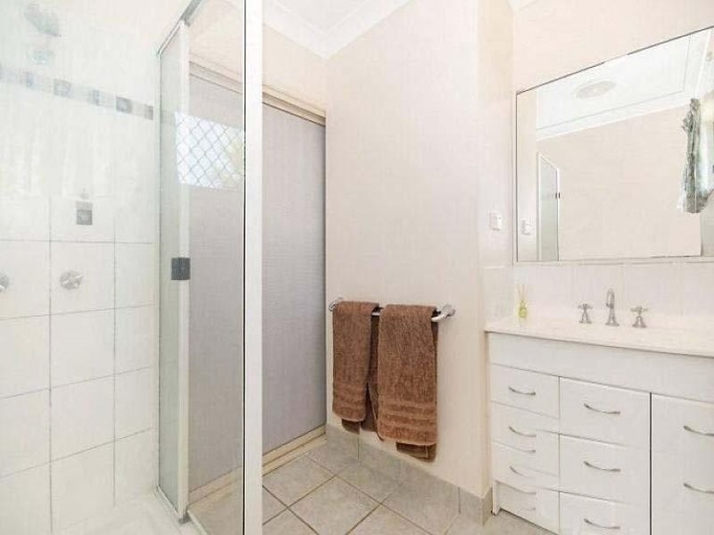 12 Bamboo Crescent, Mount Louisa QLD 4814