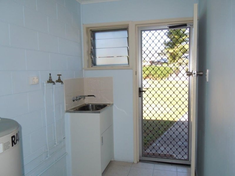 76 Wellington Street, Mundingburra QLD 4812