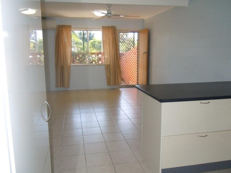 76 Wellington Street, Mundingburra QLD 4812