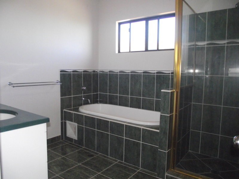 4 Monte Visto Court, Mount Louisa QLD 4814