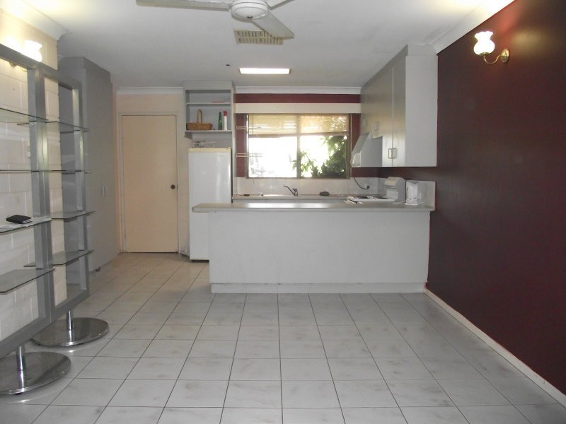 Unit 2/34 Peel Street, Garbutt QLD 4814