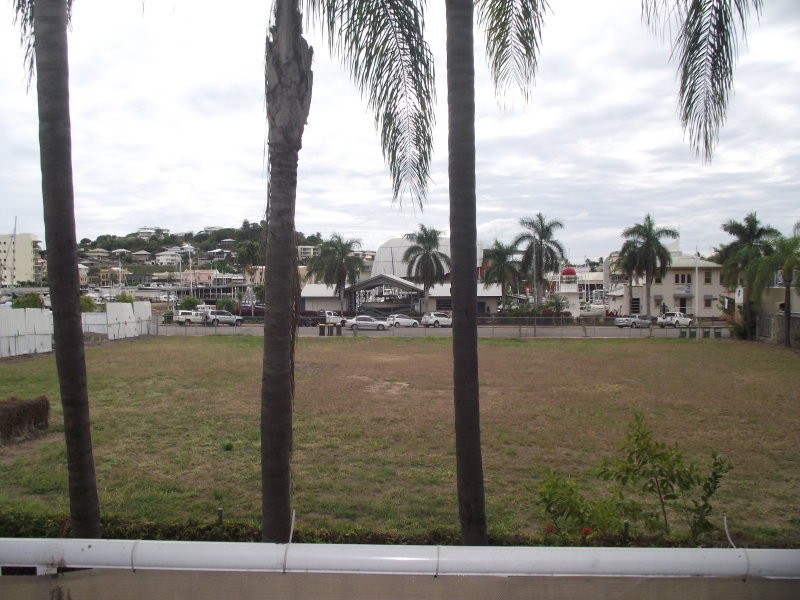 11/50 McIlwaith Street, South Townsville QLD 4810