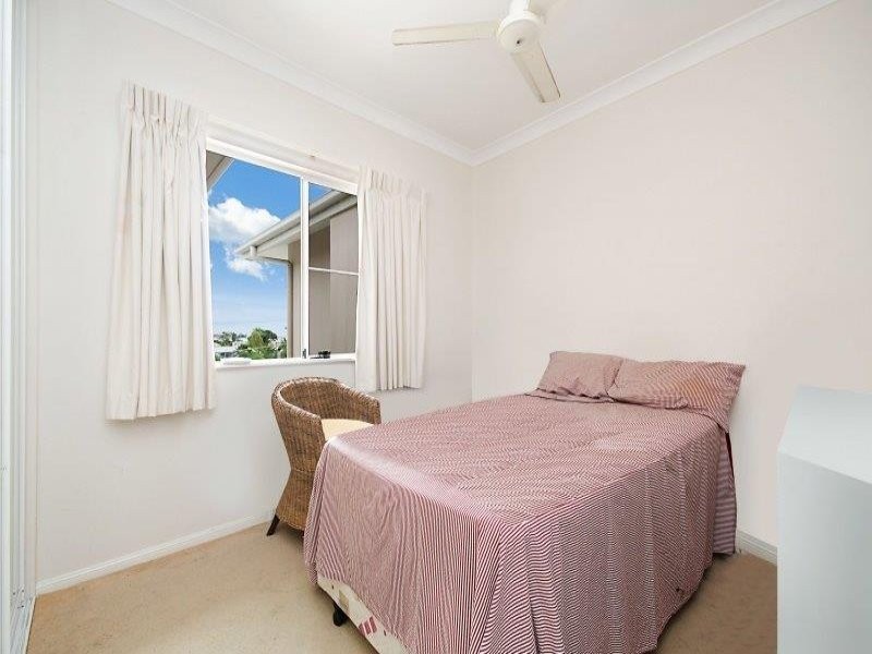 Unit 23/42 Warburton Street, North Ward QLD 4810