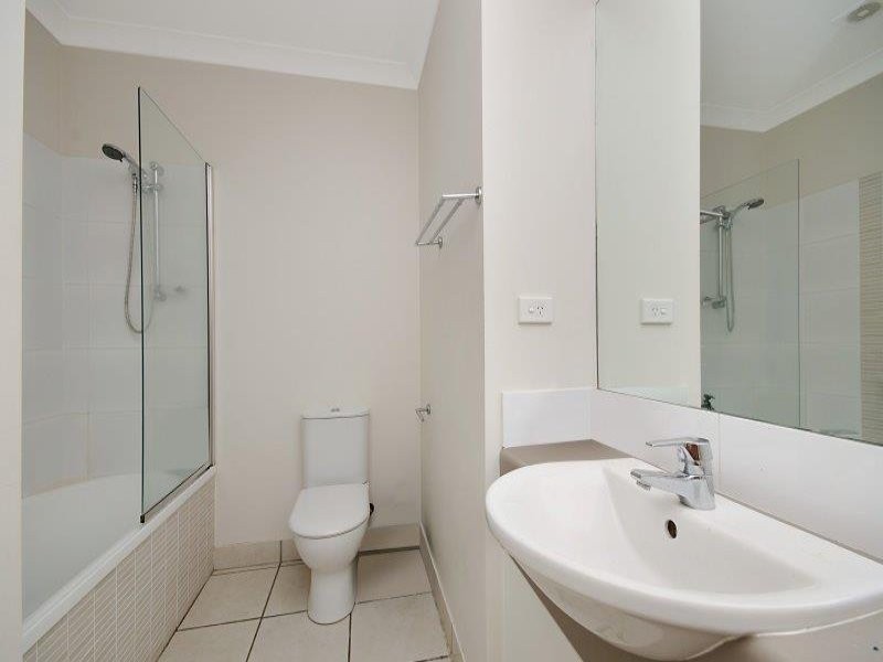 Unit 23/42 Warburton Street, North Ward QLD 4810