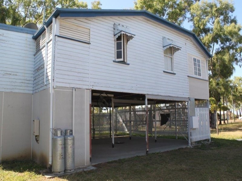 2 Bonito Court, Cungulla QLD 4816