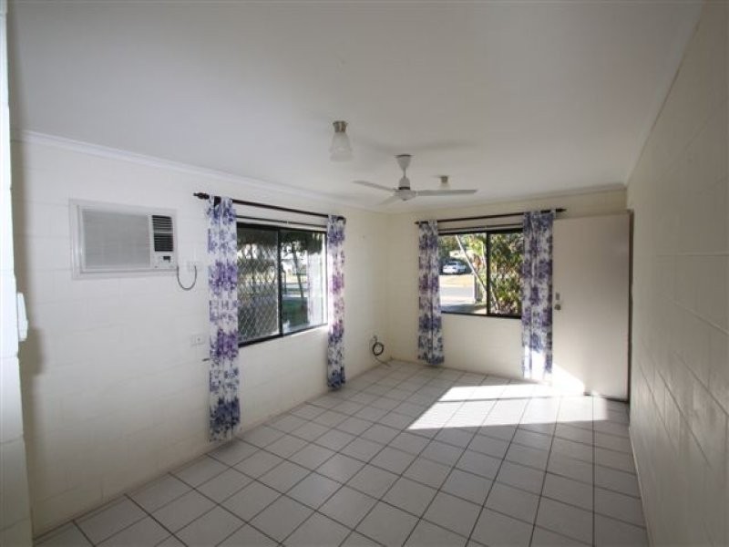 21 Champagne Crescent, Kelso QLD 4815