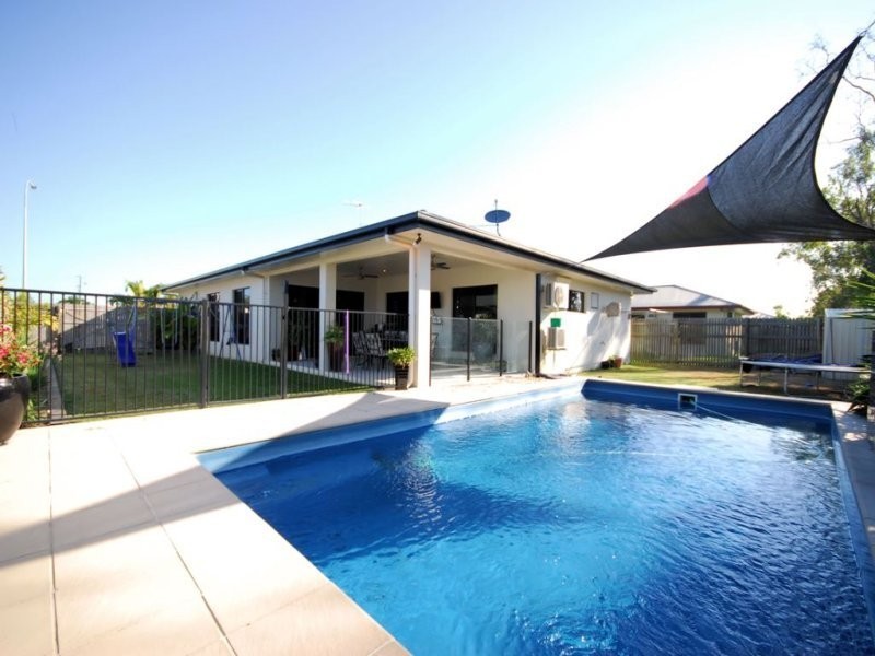 12 Summerland Drive, Deeragun QLD 4818