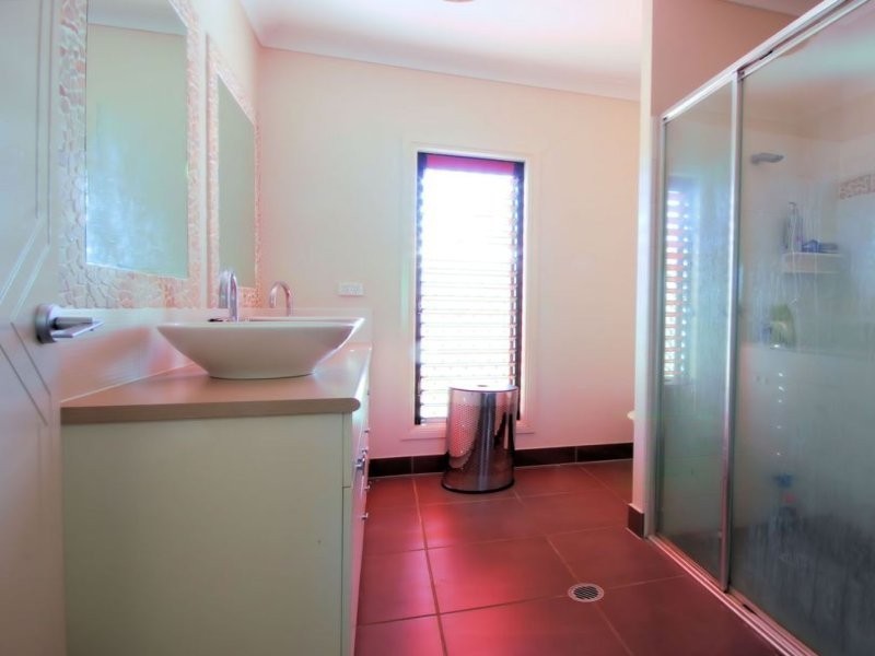 12 Summerland Drive, Deeragun QLD 4818