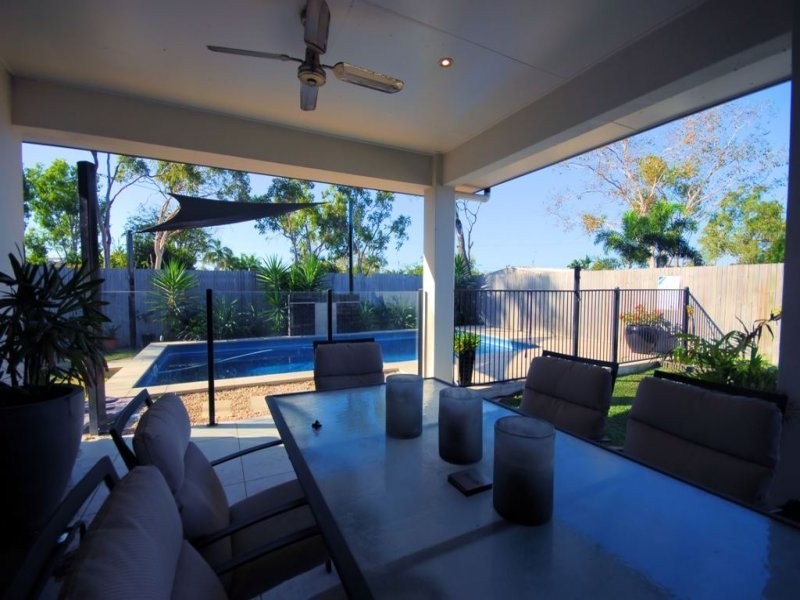 12 Summerland Drive, Deeragun QLD 4818