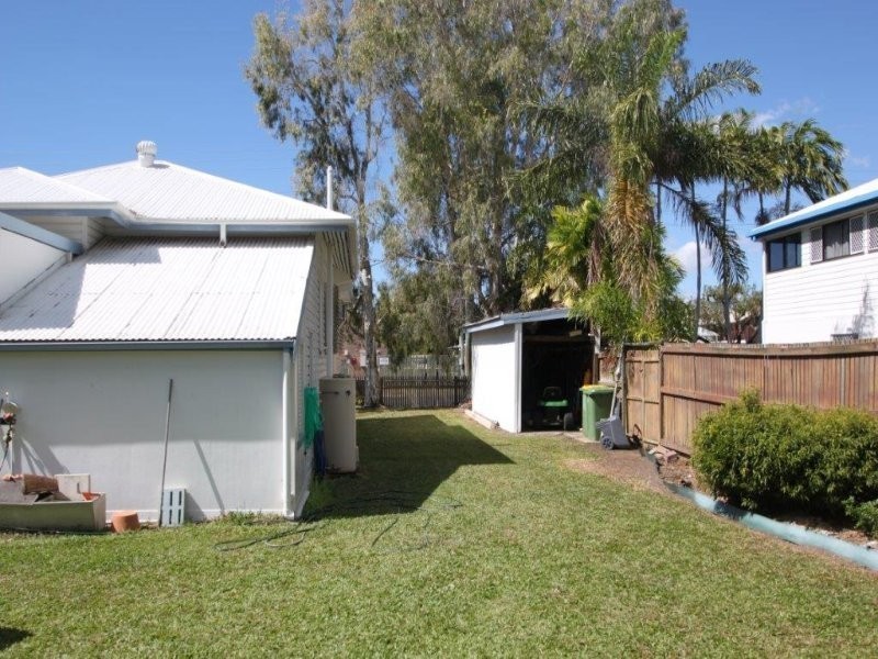 31 Latchford Street, Pimlico QLD 4812