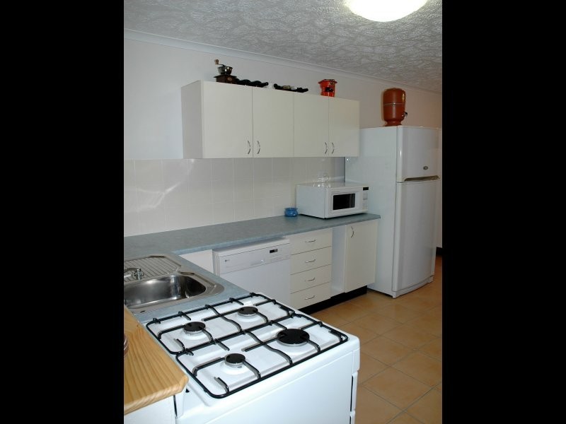 Unit 3/42 Philp Street, Hermit Park QLD 4812
