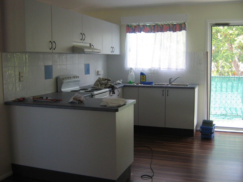 2 Eura Court, Mount Louisa QLD 4814