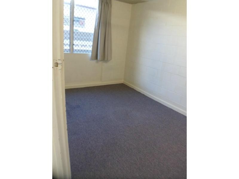 Unit 1/9 Warburton Street, North Ward QLD 4810