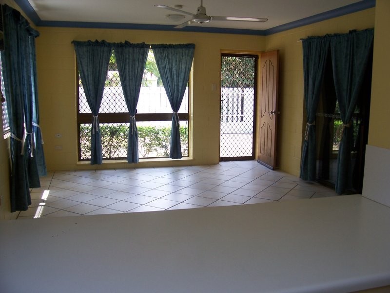 Unit 5/48 Lowth Street, Rosslea QLD 4812