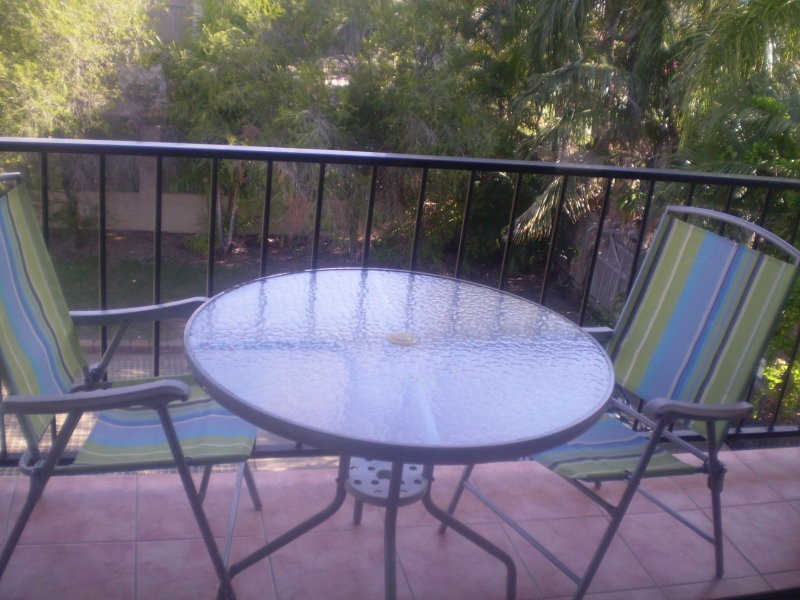 Unit 8/118 Mitchell Street, North Ward QLD 4810