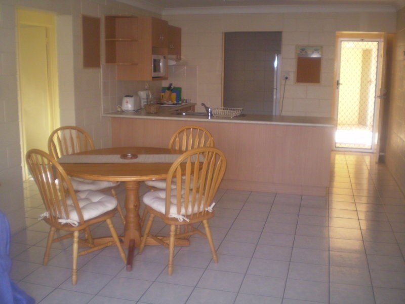 Unit 8/118 Mitchell Street, North Ward QLD 4810