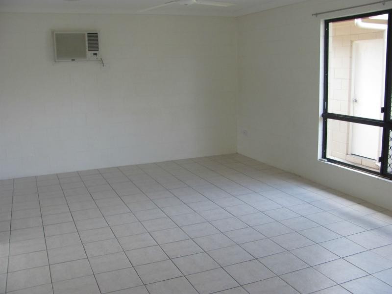 Unit 2/5 Ferntree Street, Kirwan QLD 4817