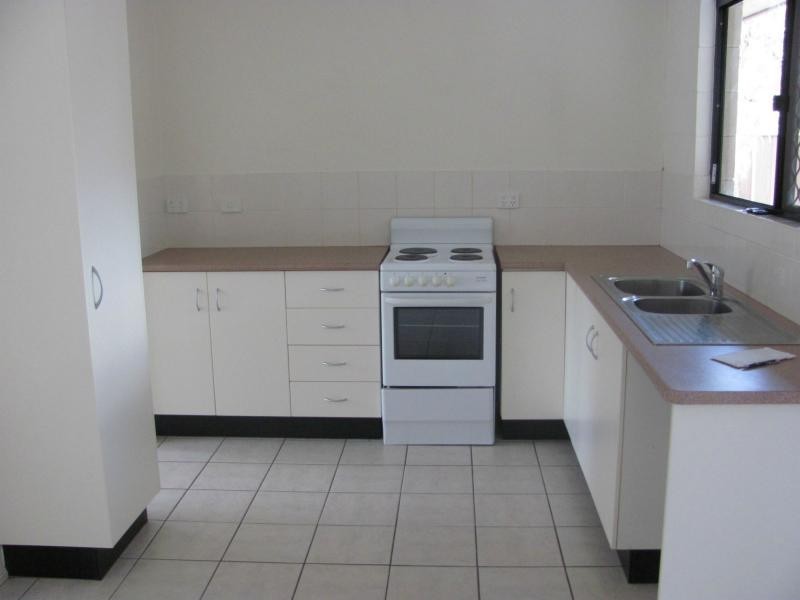 Unit 2/5 Ferntree Street, Kirwan QLD 4817
