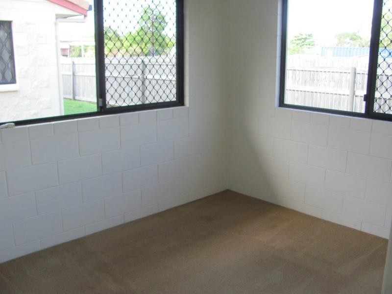 Unit 2/5 Ferntree Street, Kirwan QLD 4817