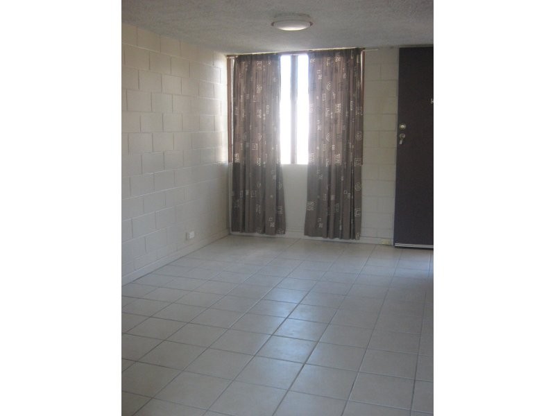 Unit 5/9 Warburton Street, Townsville City QLD 4810